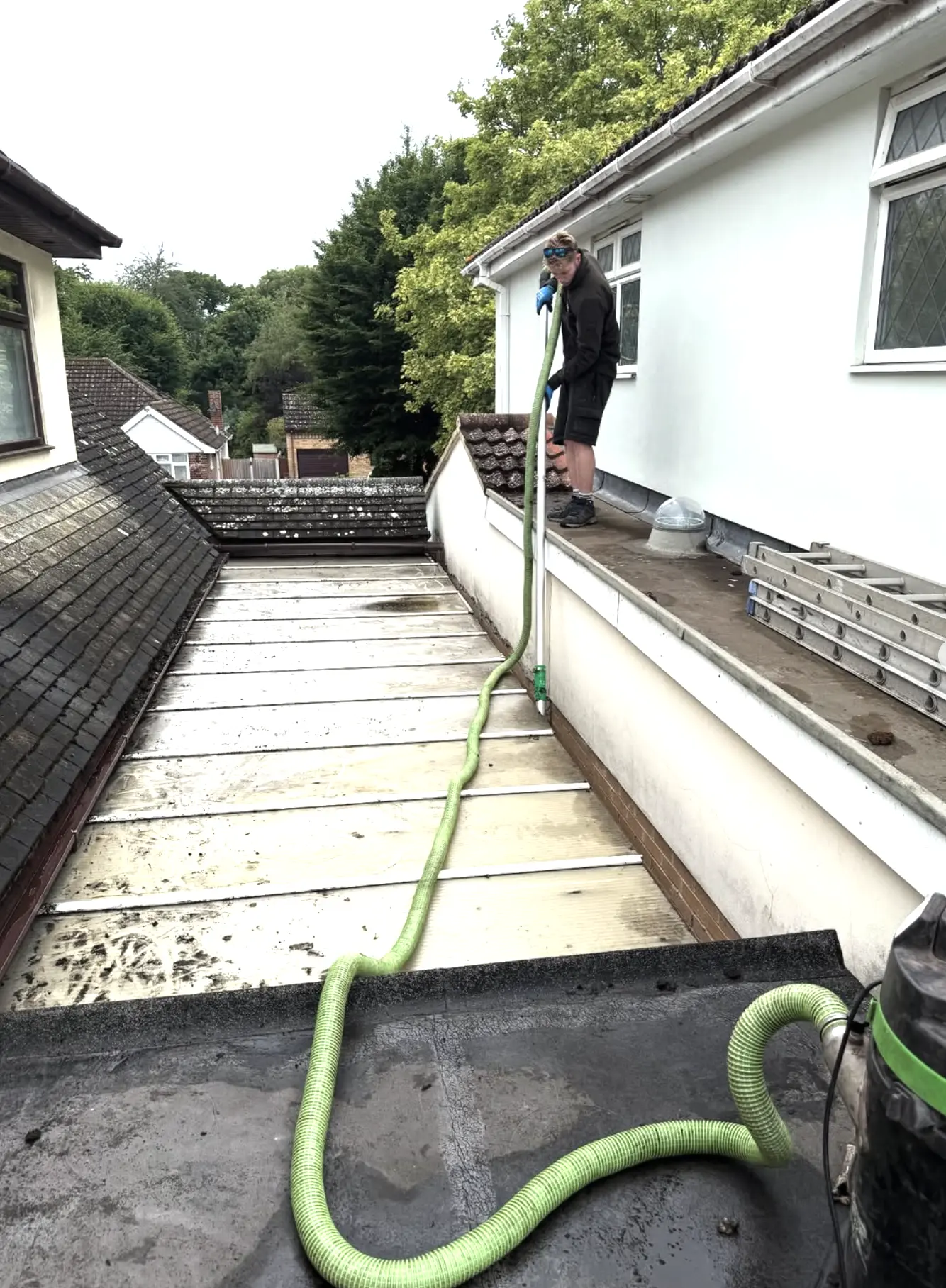 best cleaning products for metal roof