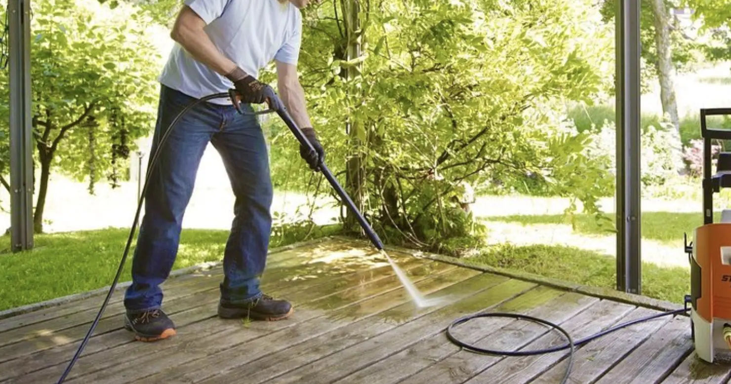 How many PSI is a good pressure washer