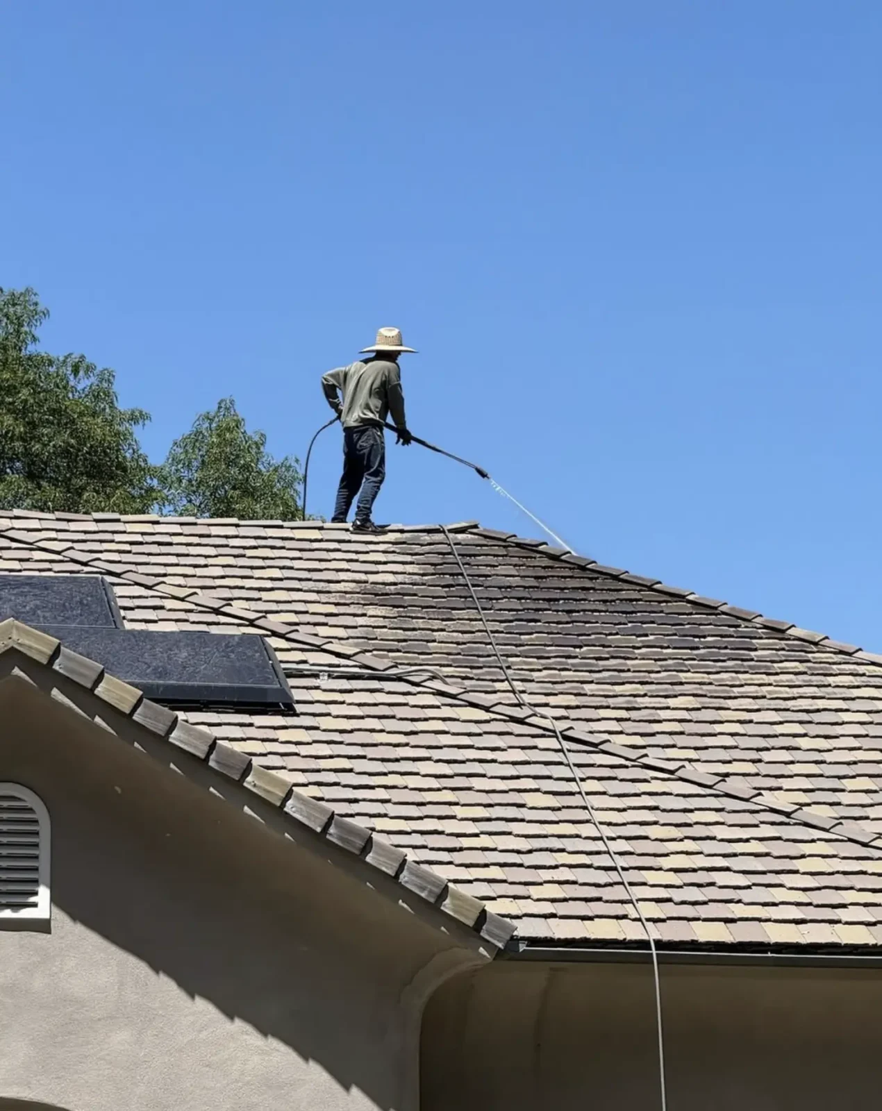 spray on roof sealer