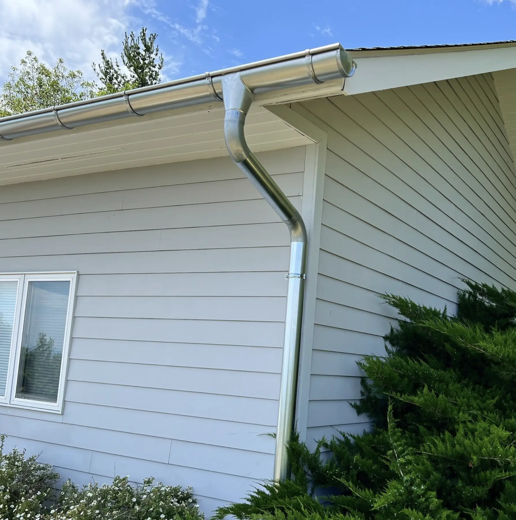 Steel gutter system on Australian home