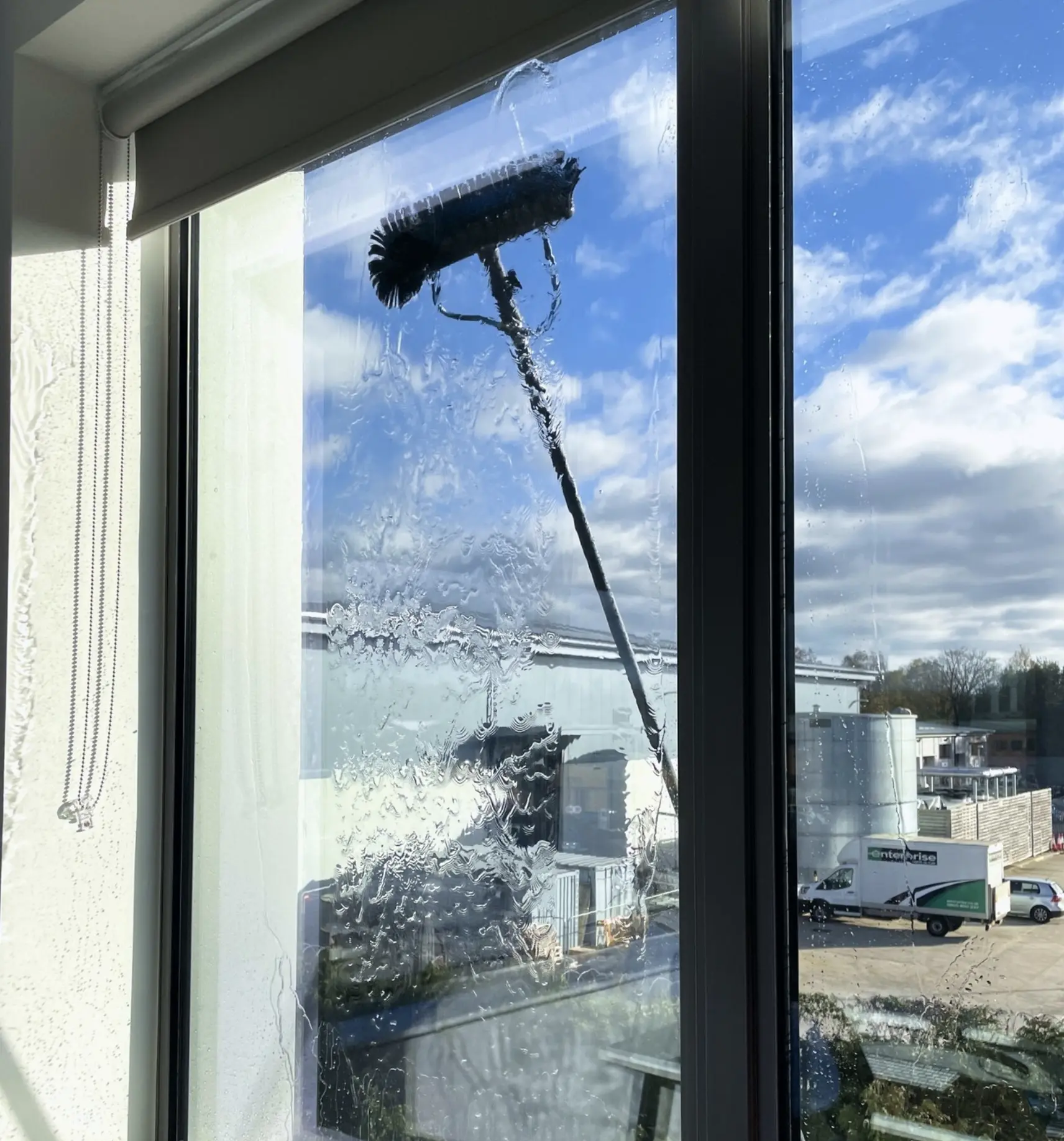 Wiping frame with microfibre cloth