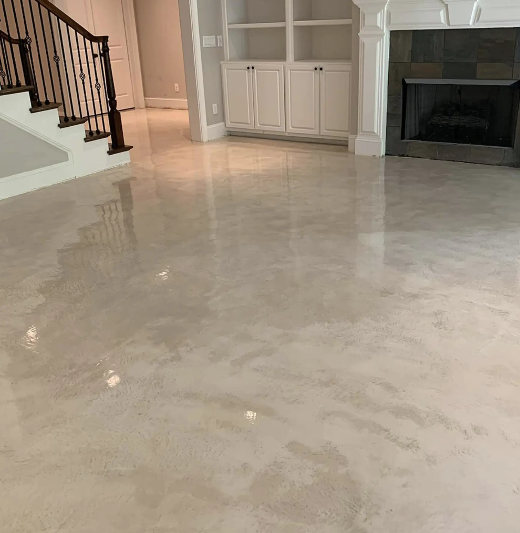 how to clean indoor concrete floors