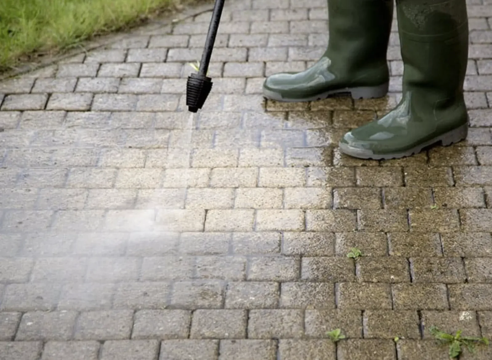 what to use to clean driveway