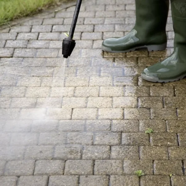 what to use to clean driveway