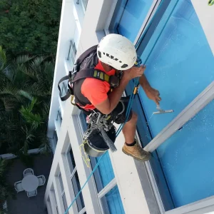 abseil-window-cleaning-scaled.webp