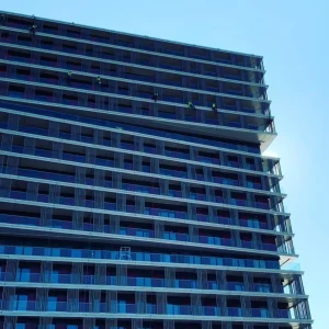 abseiling-window-cleaning-close-by-scaled.webp