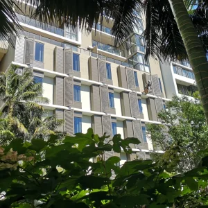 abseiling-window-cleaning-open-now-scaled.webp