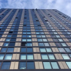 abseiling window cleaning