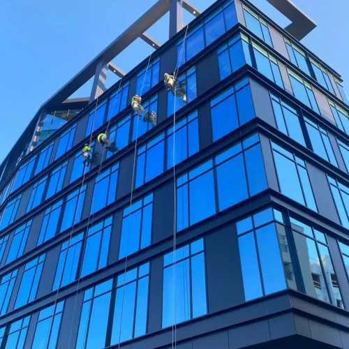 best-high-rise-window-cleaning-services-docklands.webp