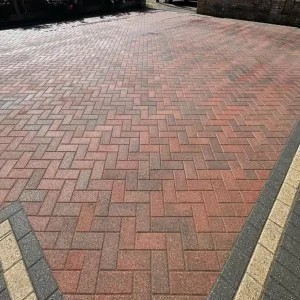 cleaning driveway