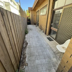 concrete-cleaning-companies-scaled.webp
