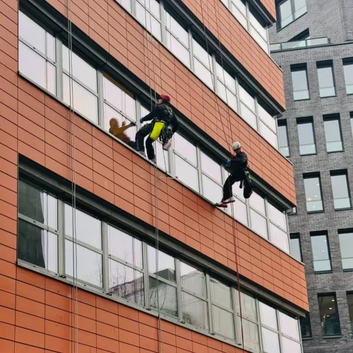 docklands high rise exterior cleaning