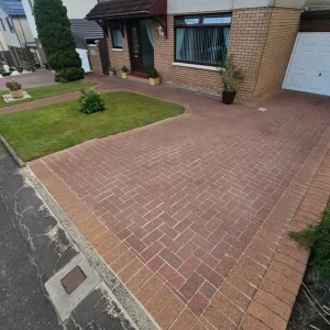driveway-cleaning-services-prices.webp