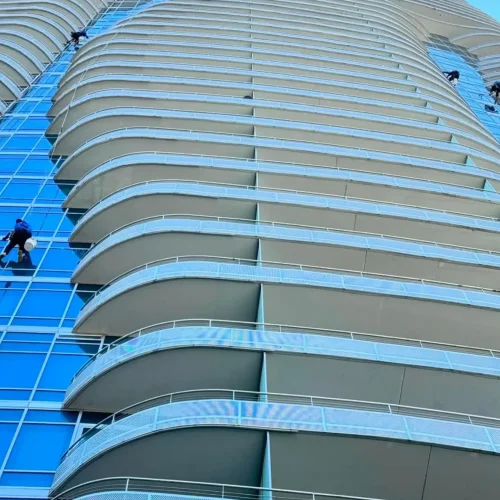 hi-rise-window-cleaning.webp