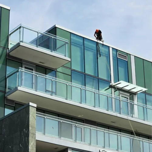 high rise window cleaning docklands