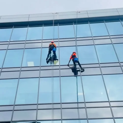 high rise window washing services docklands