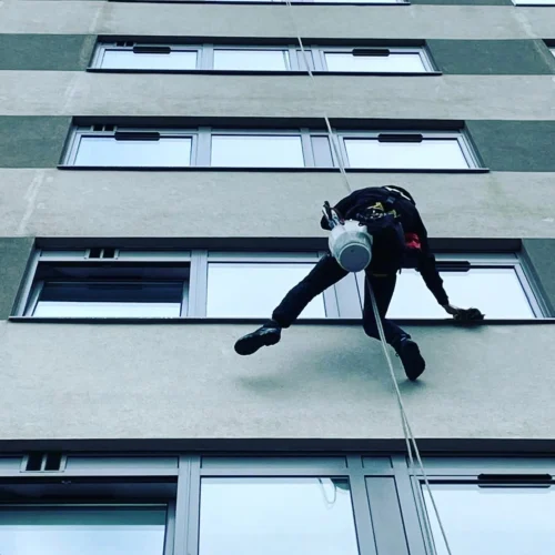 high rise windows cleaning