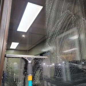 office-building-window-cleaning.webp