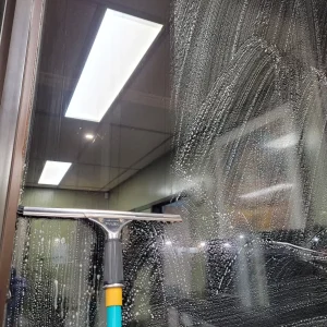 office building window cleaning