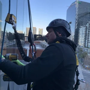 office glass cleaning