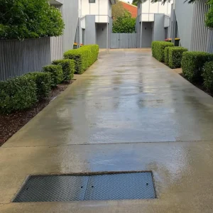 pressure-clean-patio.webp