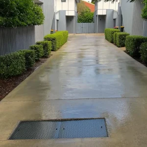 pressure-clean-patio.webp