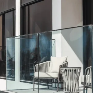 professional-balcony-cleaning.webp