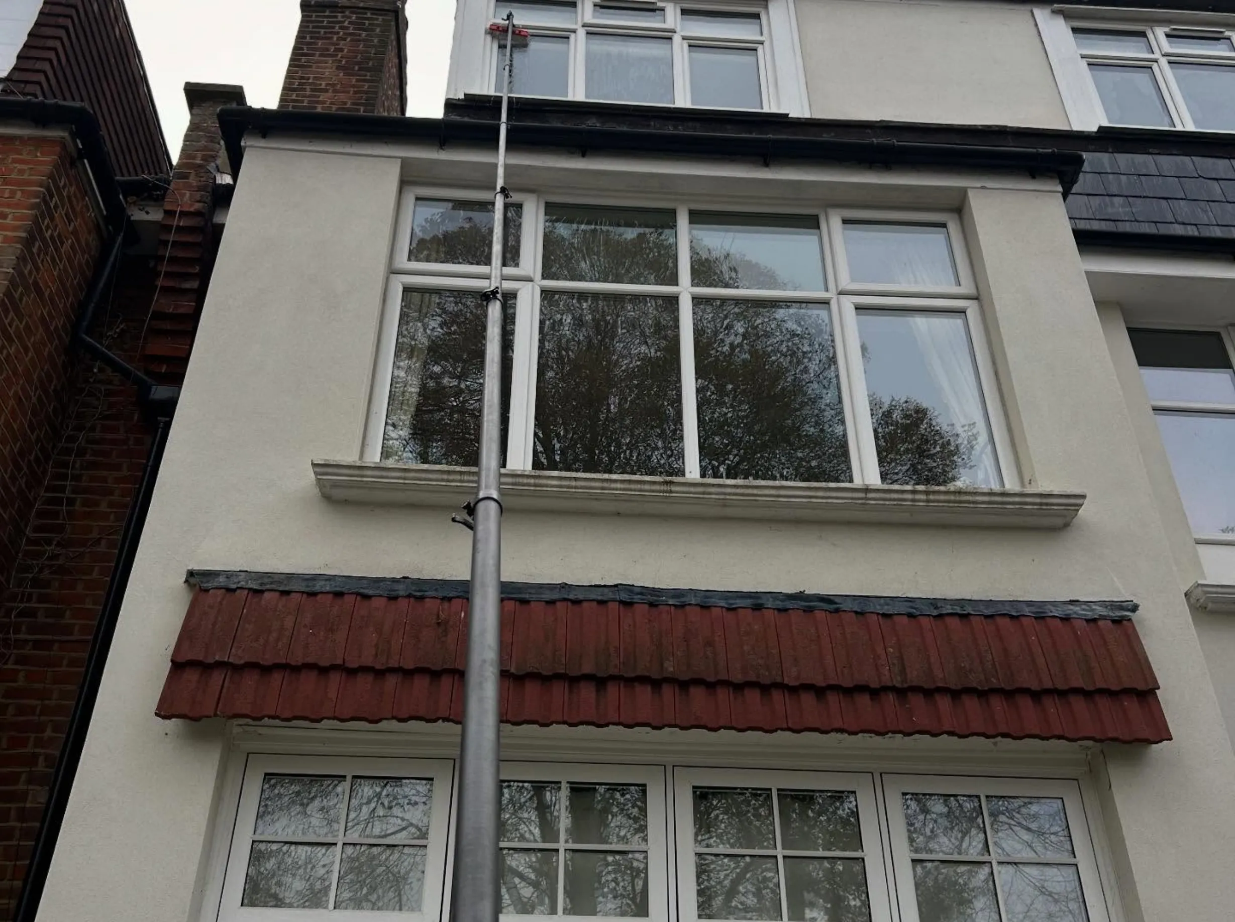 professional cleaning vs regular cleaning