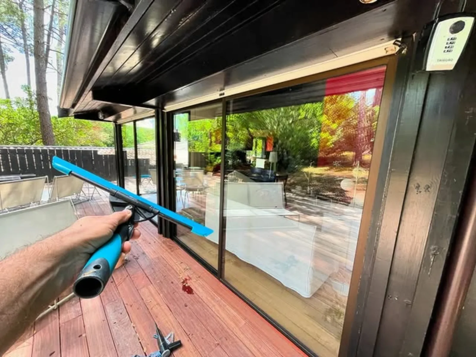 window track cleaning